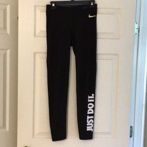 Nike leggings size Medium (black)